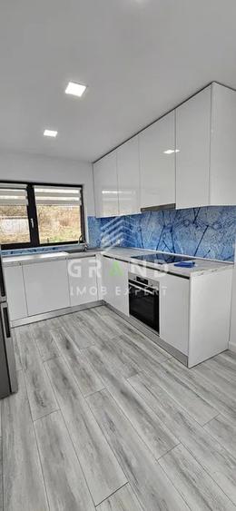 Casă individuală cu 3 camere cu Canalizare în Făget