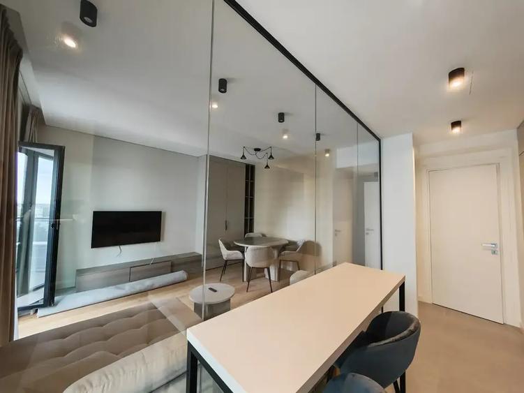 Apartament cu 2 camere decomandat, mobilat în Aviației