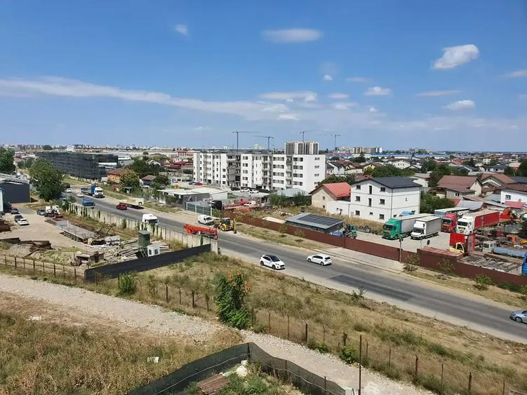 Apartament cu 4 camere decomandat în Theodor Pallady