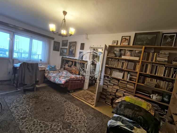 Apartament cu 3 camere în Unirii Sud