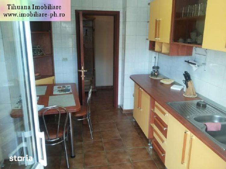 Apartament cu 2 camere decomandat în Republicii