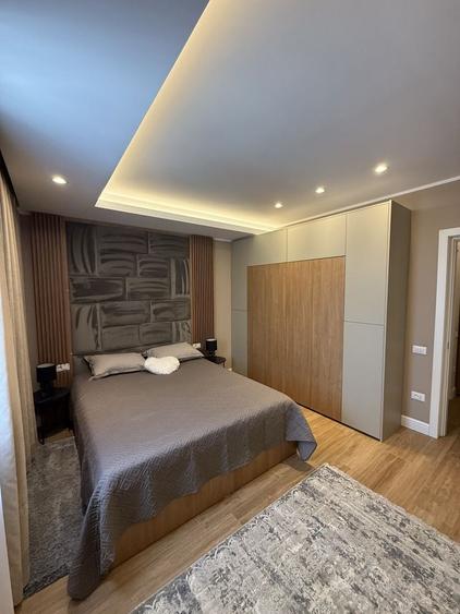 Apartament cu 3 camere în Palazu Mare