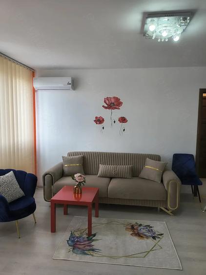 Apartament cu 2 camere semidecomandat în Domenii