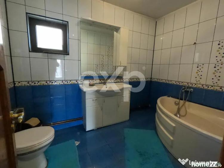 Casă cu 6 camere cu Teren 690 Mp în Găvana