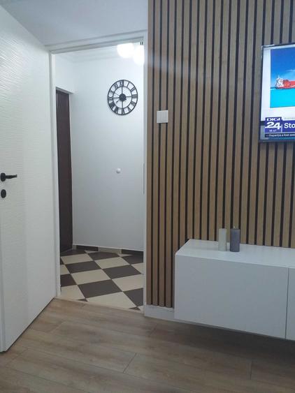 Garsonieră decomandată în Eremia