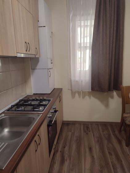 Persoana fizica, inchiriez ap. Cu doua camere ,confort 1 ,parter, str. Liviu Rebreanu nr.175 - 3