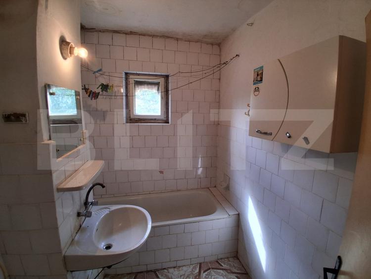 Apartament cu 2 camere decomandat în Rovinari