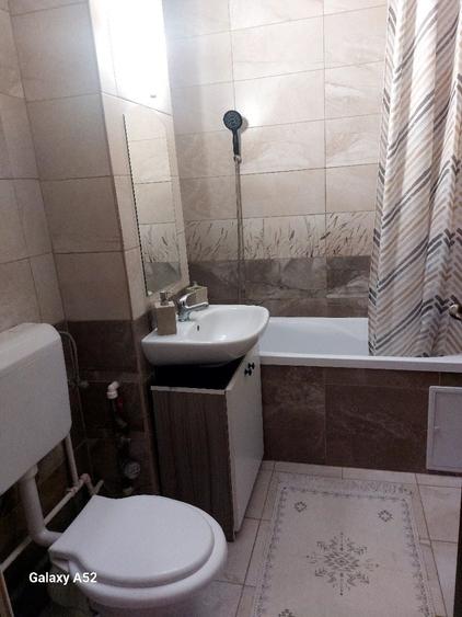 Apartament cu 2 camere decomandat, mobilat în Răcădău