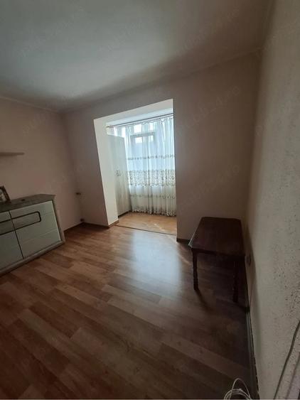 apartament 2 camere,langa liceul pedagogic - 4