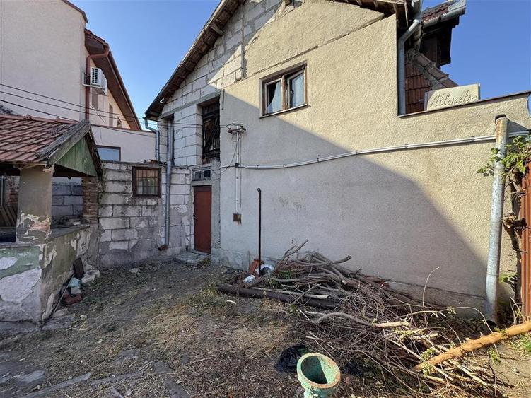 Casă cu 4 camere cu Teren 229 Mp în Cantemir