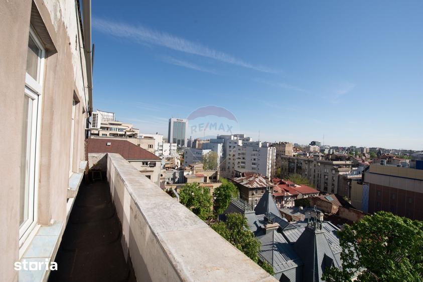 Apartament cu 2 camere semidecomandat, mobilat în Romană