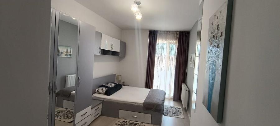 Apartament cu 2 camere semidecomandat în Exterior Vest