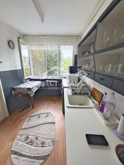 Apartament cu 3 camere în Tudor