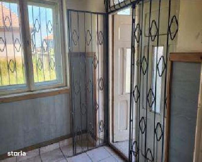 Vanzare prin licitatie , casa cu teren - 3