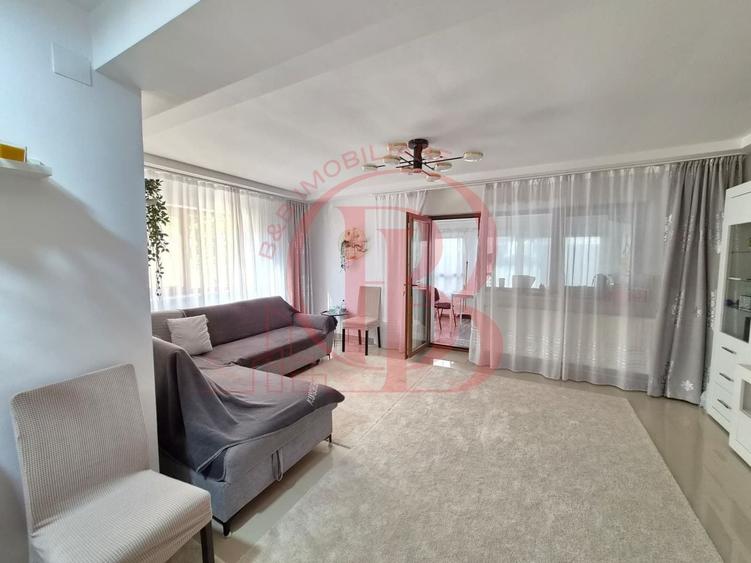 Duplex cu 4 camere cu Canalizare în Theodor Pallady