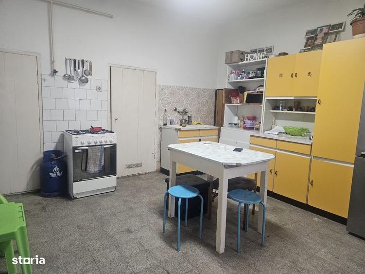 Casă cu 3 camere în Borș