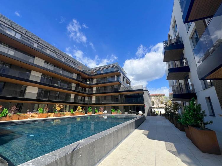 Apartament cu 2 camere semidecomandat, mobilat în Iancu Nicolae