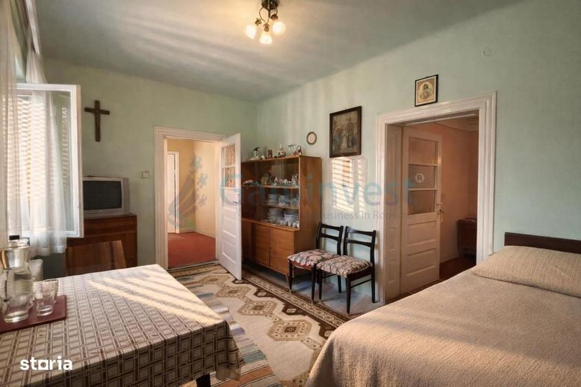 Casă cu 3 camere cu Teren 788 Mp în Vest
