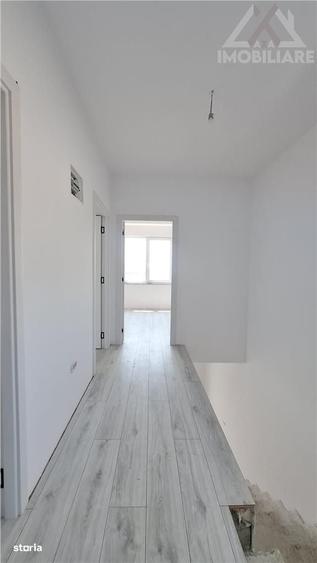 Casă cu 4 camere în Rediu