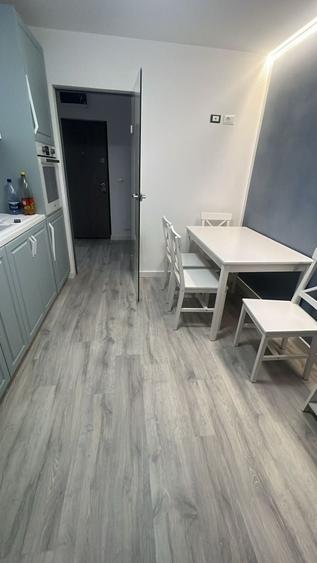 Garsonieră decomandată în Tur