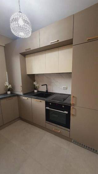 Apartament cu 2 camere semidecomandat, mobilat în Calea Călărașilor
