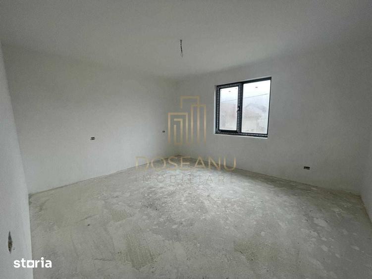 Casă cu 5 camere cu Canalizare în Sânmartin