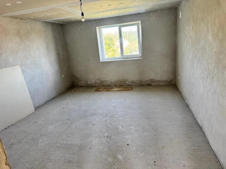 Casă cu 2 camere cu Teren 700 Mp în Central