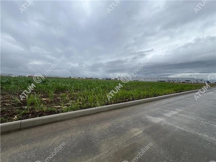 Teren agricol intravilan de 9000 mp, în Industrial Vest