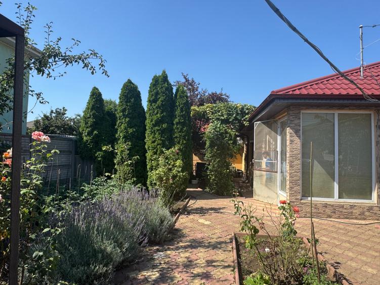 Casă individuală cu 4 camere cu Canalizare în Viile Noi