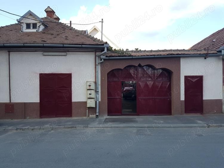 Casă în Central