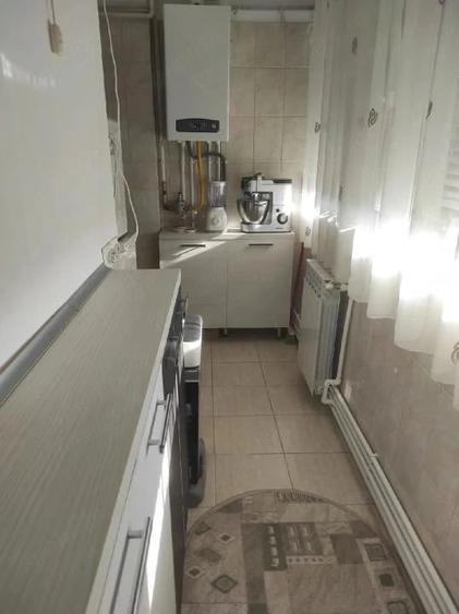 Apartament 3 camere Zona Abator - 1