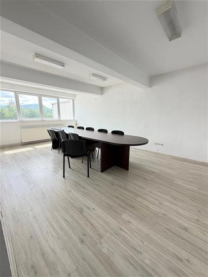 Spațiu industrial, de 1,700 mp, în Bartolomeu