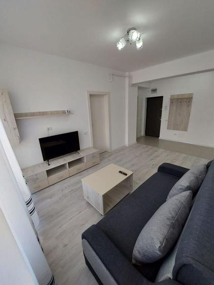 Apartament cu 2 camere decomandat în Craiovei