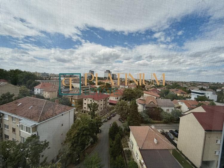 Apartament cu 3 camere semidecomandat în Take Ionescu