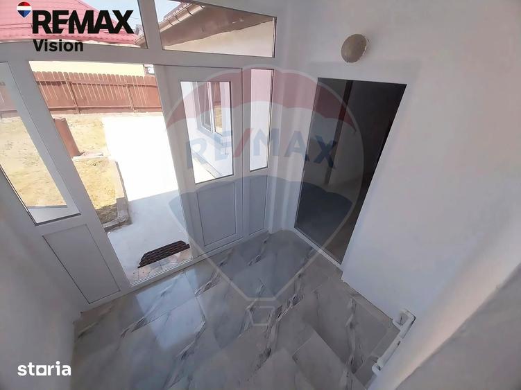 Casă cu 4 camere cu Teren 284 Mp în Brestei