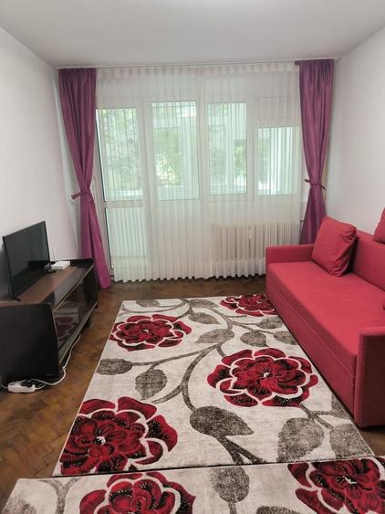 Apartament cu 2 camere decomandat în Metalurgiei
