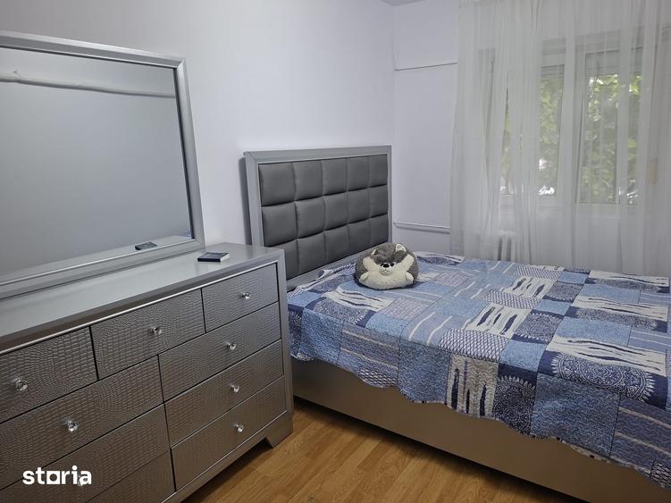 Apartament cu 3 camere decomandat în 9 Mai