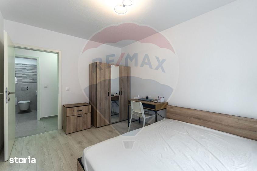 Apartament cu 3 camere, mobilat în Tractorul