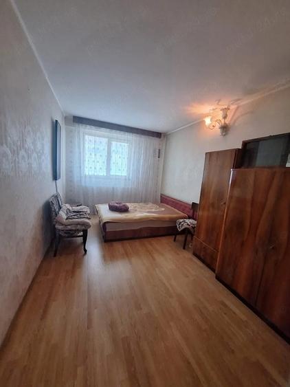 Apartamen 3 camere Micro 39 A Galati - 2