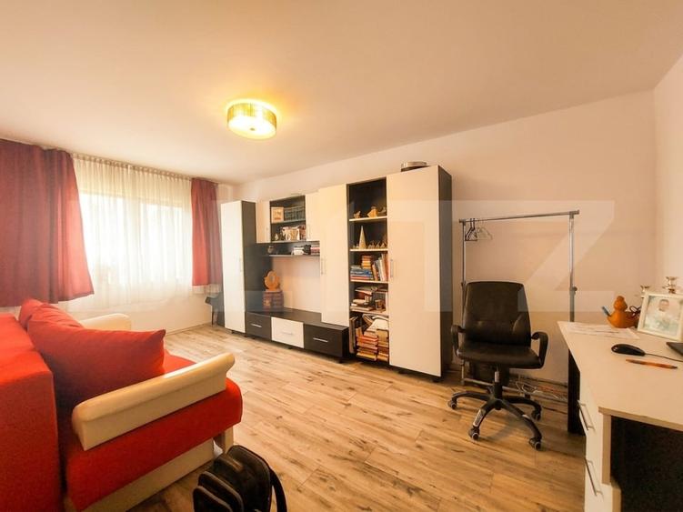 Casă individuală cu 3 camere cu Canalizare în Săcălaia