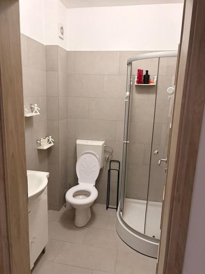 Garsonieră decomandată în Central