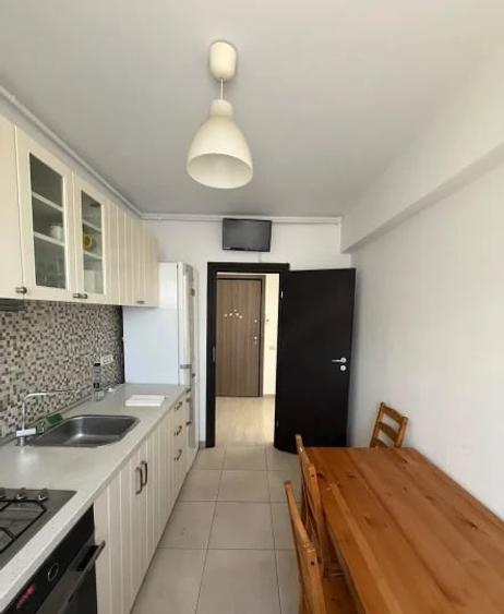 Apartament cu 2 camere decomandat, mobilat în Colentina