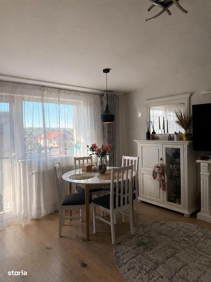 Apartament cu 3 camere în Sânnicoară