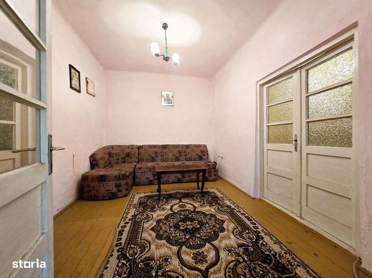 Casă cu 4 camere în Sânnicolau Mic