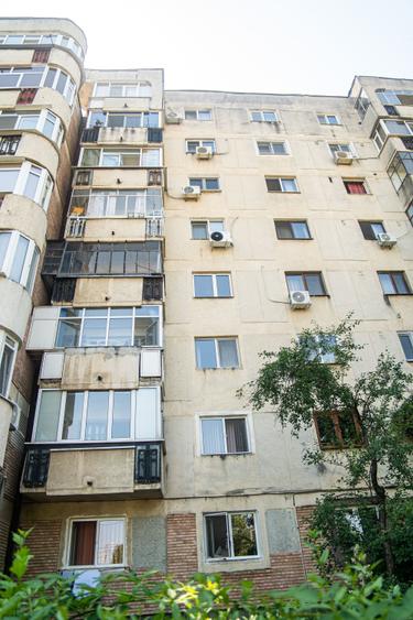 Apartament cu 3 camere decomandat în Mărășești