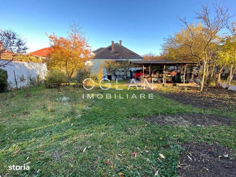 Casă cu 4 camere în Calea Poplăcii