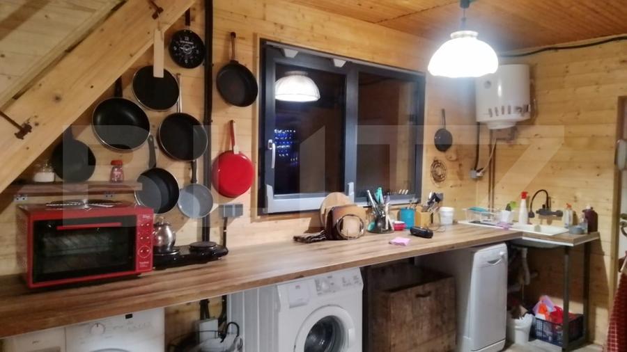 Casă individuală cu 1 camere cu Teren 1400 Mp în Râșca
