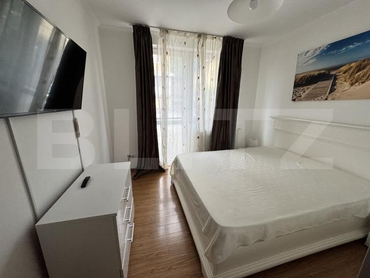 Apartament cu 2 camere semidecomandat, mobilat în Sud