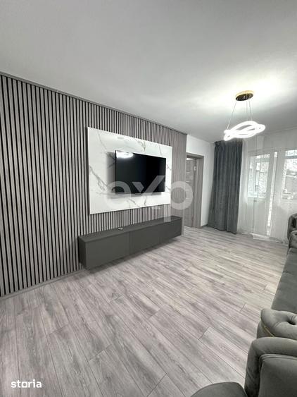 Apartament de vanzare 3 camere , Micro 8 ,et 1 - 3