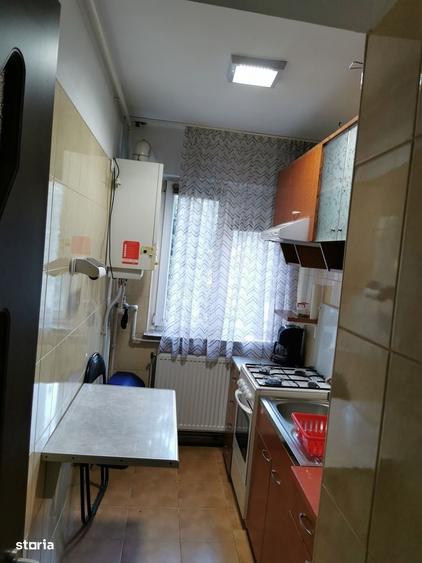 Apartament cu 2 camere decomandat în Exterior Vest